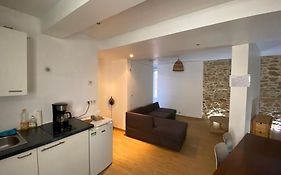 P2 Nimes ,7 Rue Saint Catherine
